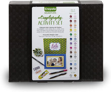 Load image into Gallery viewer, Crayola Coloring Art Sets