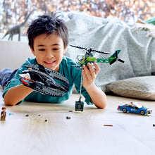 Load image into Gallery viewer, LEGO DC Batman: Batman Batwing and The Riddler Heist 76120 Building Kit (489 Pieces)