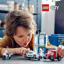 Load image into Gallery viewer, LEGO City Police Brick Box 60270