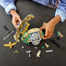 Load image into Gallery viewer, LEGO DC Wonder Woman vs Cheetah 76157 with Wonder Woman (Diana Prince), the Cheetah (Barbara Minerva) and Max; Action Figure LEGO Toy for Kids Aged 8 and up, New 2020 (371 Pieces)