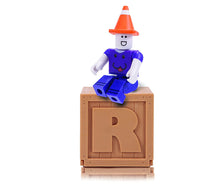 Load image into Gallery viewer, ROBLOX Series 2 Action Figure Mystery Box (Quantity 1)