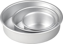 Load image into Gallery viewer, Wilton Performance Bakeware 3 Piece Round Pan Set