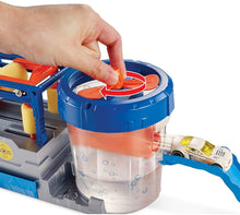 Load image into Gallery viewer, Hot Wheels FTB66 City Mega Car Wash Connectable