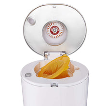 Load image into Gallery viewer, Munchkin Arm &amp; Hammer Diaper Pail Snap with Seal and Toss Refill Bag