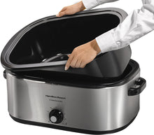 Load image into Gallery viewer, Hamilton Beach 28 Lb Turkey Roaster 22 Quart Oven
