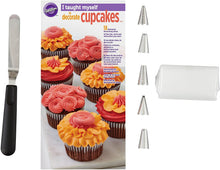 Load image into Gallery viewer, Wilton "I Taught Myself To Decorate Cupcakes" Cupcake Decorating Book Set - How To Decorate Cupcakes
