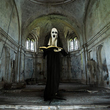 Load image into Gallery viewer, Haunted Hill Farm HHFORTTLR-1FLSA Life-Size Animatronic Witch, Color 1