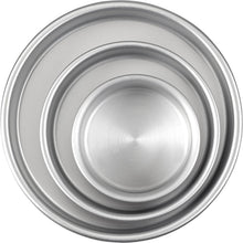 Load image into Gallery viewer, Wilton Performance Bakeware 3 Piece Round Pan Set