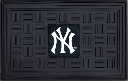 FANMATS NFL Mens Medallion Door Mat