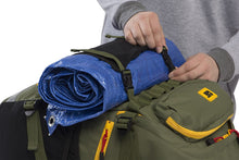 Load image into Gallery viewer, Cat Caterpillar Performance Hydration Backpack