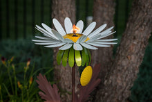 Load image into Gallery viewer, Desert Steel White Daisy Garden Torch – Metal Art Citronella Flower Torch