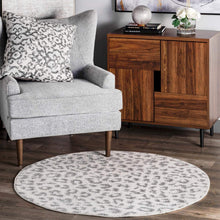 Load image into Gallery viewer, nuLOOM Print Leopard Rug