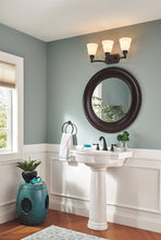 Load image into Gallery viewer, Delta Faucet Windemere 2-Handle Widespread Bathroom Faucet with Metal Drain Assembly