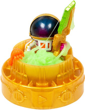 Load image into Gallery viewer, Treasure X Aliens - Glow in The Dark Dissect The Alien