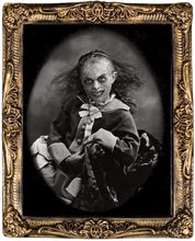 Load image into Gallery viewer, XLG Haunted Creepy MONSTER GIRL LENTICULAR PICTURE PORTRAIT Halloween Decoration