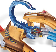 Load image into Gallery viewer, Hot Wheels Monster Trucks Scorpion Playset