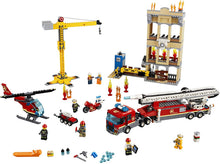 Load image into Gallery viewer, LEGO City Downtown Fire Brigade 60216 Building Kit (943 Pieces)