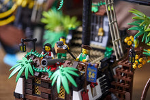 Load image into Gallery viewer, LEGO 21322 Pirates of Barracuda Bay Ideas Set