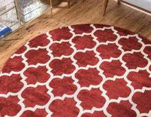 Load image into Gallery viewer, Unique Loom Trellis Collection Moroccan Lattice Red Round Rug (6' 0 x 6' 0)