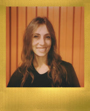 Load image into Gallery viewer, Polaroid Originals 4859 Limited Edition Color Film for 600 - Metallic Gold Frame Edition