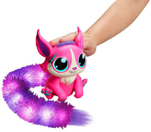 Load image into Gallery viewer, Lil' Gleemerz Adorbrite Figure, Pink