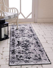 Load image into Gallery viewer, Unique Loom Traditional Vintage Round Rug