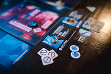 Load image into Gallery viewer, Funkoverse: DC Comics Board Game