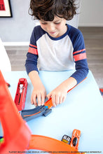 Load image into Gallery viewer, Hot Wheels FTD61 City Volcano Escape Connectable Play Set with Diecast and Mini Toy Car