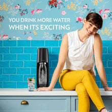 Load image into Gallery viewer, SodaStream Fizzi Sparkling Water Maker Bundle (Black)