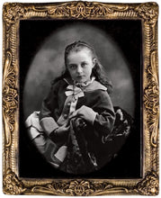 Load image into Gallery viewer, XLG Haunted Creepy MONSTER GIRL LENTICULAR PICTURE PORTRAIT Halloween Decoration