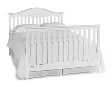 Load image into Gallery viewer, Fisher-Price Mia 4-in-1 Convertible Crib