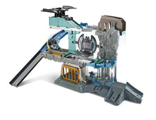 Load image into Gallery viewer, Hot Wheels DC Batcave Playset