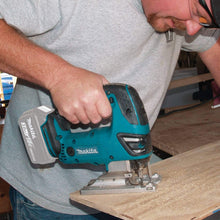 Load image into Gallery viewer, Makita LXT Lithium-Ion Cordless Metal Cutting Saw Kit 2