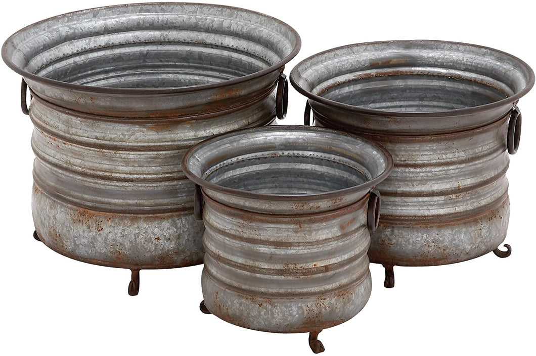 Deco 79 Metal Planter