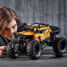 Load image into Gallery viewer, LEGO Technic 4x4 X treme Off Roader 42099 Building Kit (958 Pieces)