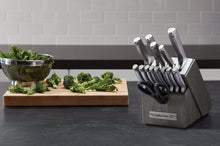 Load image into Gallery viewer, Calphalon Classic Self-Sharpening Stainless Steel 15-piece Knife Block Set