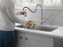 Load image into Gallery viewer, Peerless Single-Handle Kitchen Sink Faucet with Pull Down Sprayer and Soap Dispenser, Chrome P88103LF-SD-L