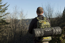 Load image into Gallery viewer, Cat Caterpillar Performance Hydration Backpack