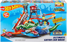 Load image into Gallery viewer, Hot Wheels Ultimate Gator Car