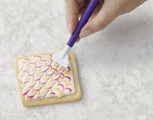 Load image into Gallery viewer, Wilton 409-7722 Cookie Flooding Decorating Kit
