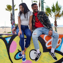 Load image into Gallery viewer, Bitty Boomers Marvel Bluetooth Speakers