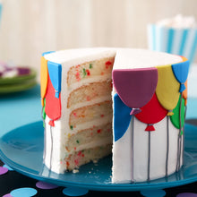 Load image into Gallery viewer, Wilton Decorator Preferred Red Fondant, 24 oz. Fondant Icing