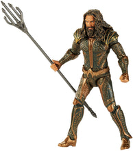 Load image into Gallery viewer, Mattel DC Comics Multiverse Justice League Aquaman Figure, 6"