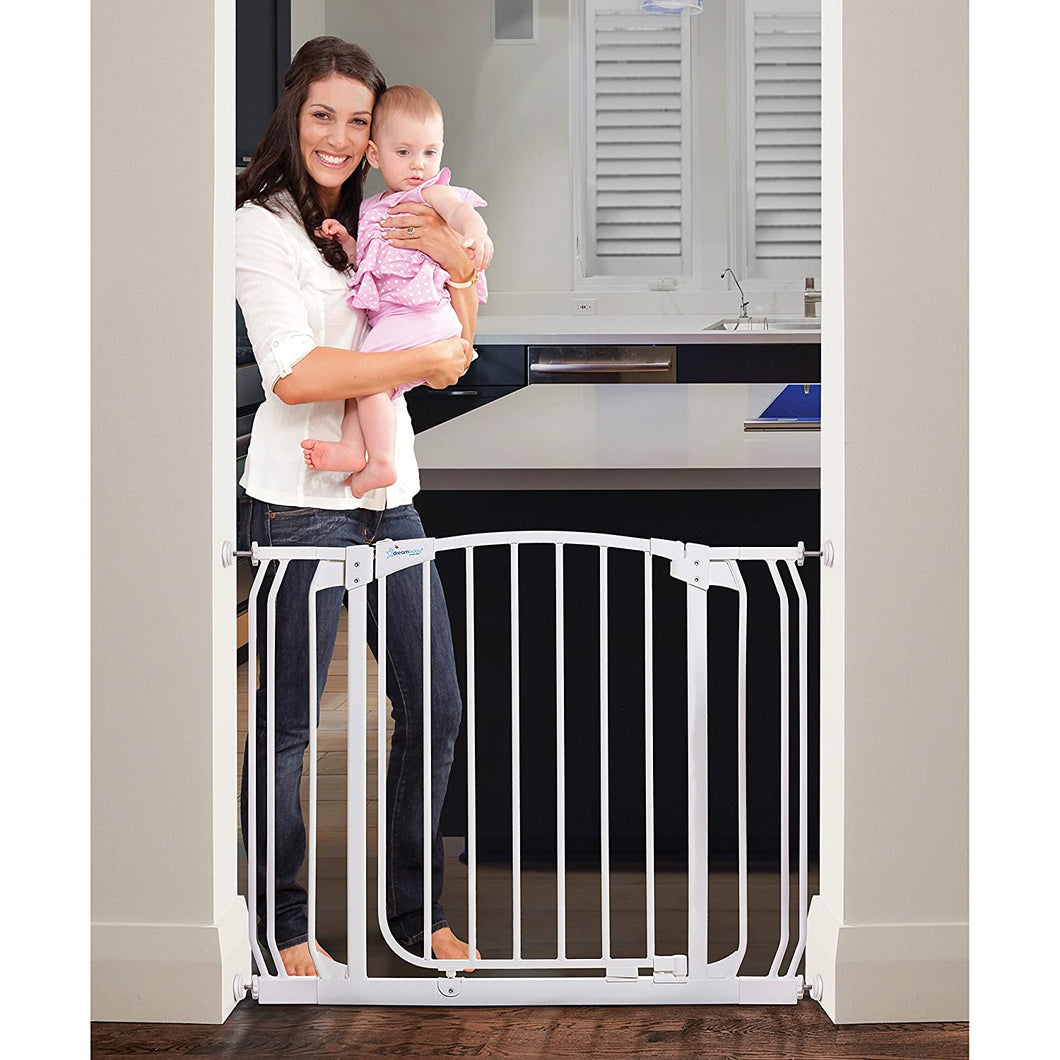 Dreambaby Chelsea Auto Close Security Gate in White with Extensions