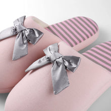 Load image into Gallery viewer, Aerusi Women&#39;s Indoor Home Bedroom Single Pair Slippers