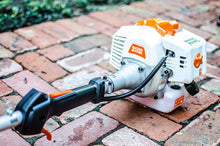 Load image into Gallery viewer, 26CC 2 Cycle 4 in 1 Multi Tool with Grass Trimmer Attachment, Hedge Trimmer Attachment , Pole Saw Attachment and Brush Cutter Blade with Bonus Harness