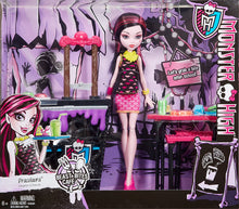 Load image into Gallery viewer, Monster High Beast Bites Cafe Draculaura Doll &amp; Playset