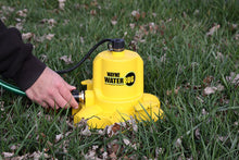 Load image into Gallery viewer, WAYNE WWB WaterBUG Submersible Pump with Multi-Flo Technology,Yellow