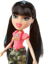 Load image into Gallery viewer, Bratz #SelfieSnaps Doll- Jade