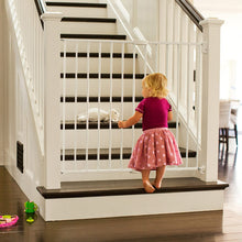 Load image into Gallery viewer, Munchkin Extending XL Tall and Wide Hardware Baby Gate, Extends 33" - 56" Wide, White, Model MK0004